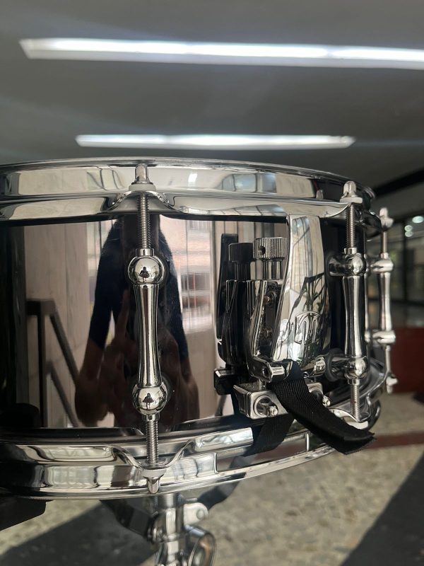 caixa-mapex-14x55-armory-tomahawk-casco-em-black-chrome-e-aros-powerhoop-triple-flange-23mm-10-afinacoes-seminova2
