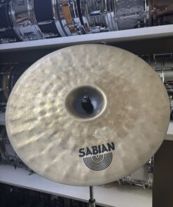 Alternative view of Sabian HHX Evolution Ride 21” (Semi Novo)