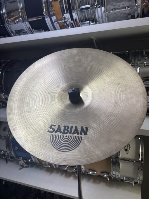 Sabian AA Medium Crash 16” (Semi Novo) - Image 2