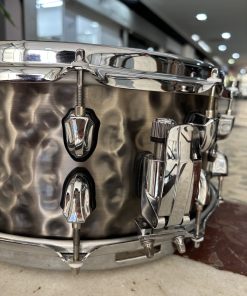 Alternative view of Caixa Mapex Black Panther Persuader Brass Hammered 14 x 6,5” (SEMI NOVA)