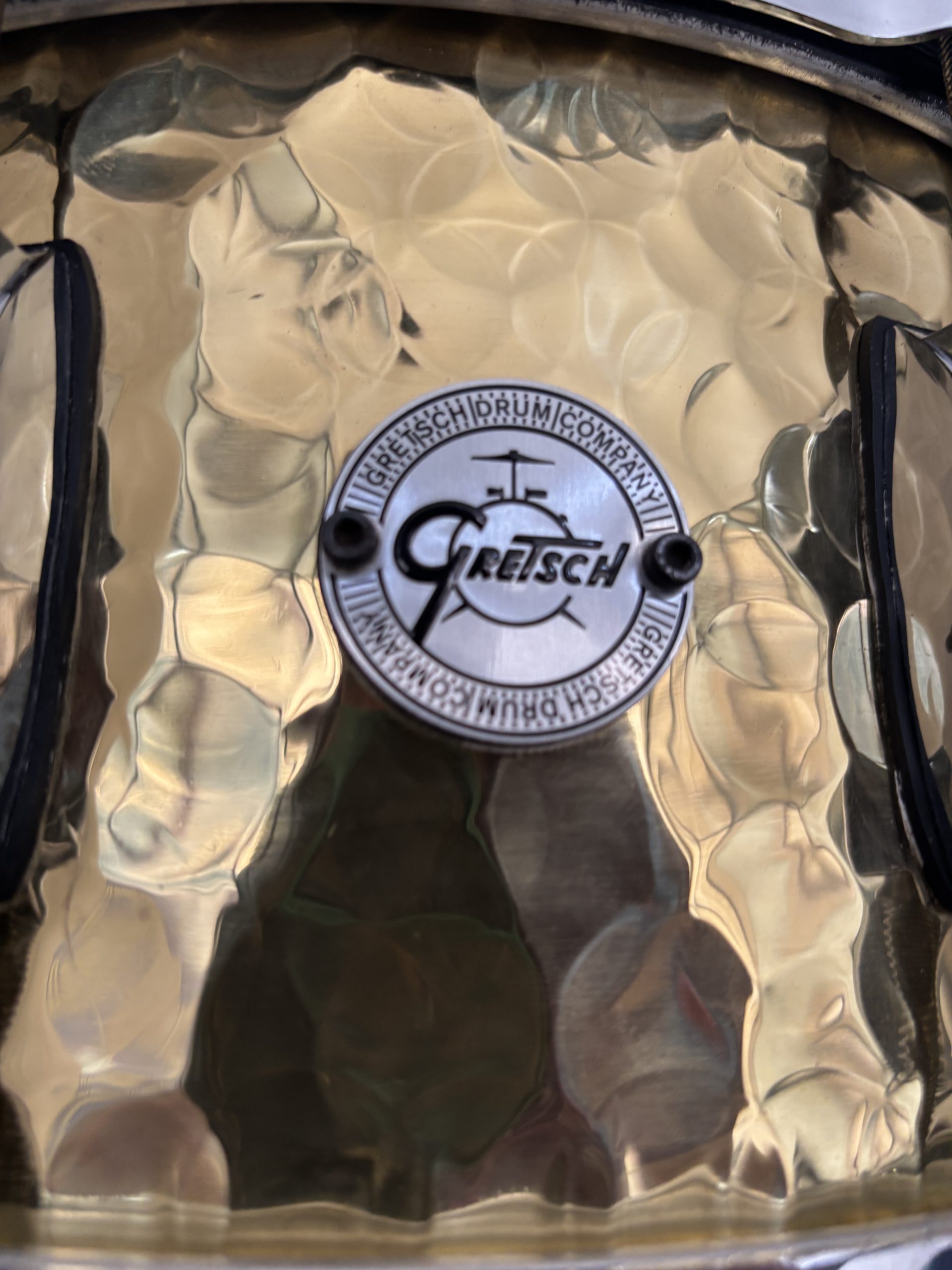 Caixa Gretsch Hammered Brass 14 x 6,5” (Seminova) - Imagem 4